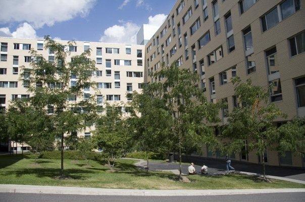 Residences Uqam Ouest Монреаль Экстерьер фото